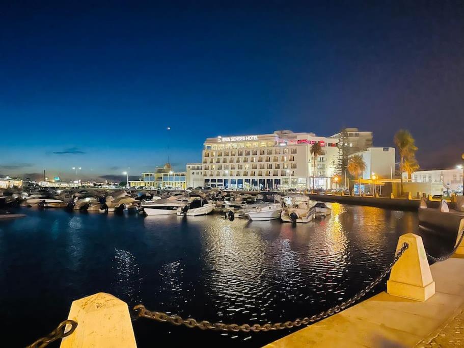 فيلا Typical House Faro Downtown Private Entrance المظهر الخارجي الصورة