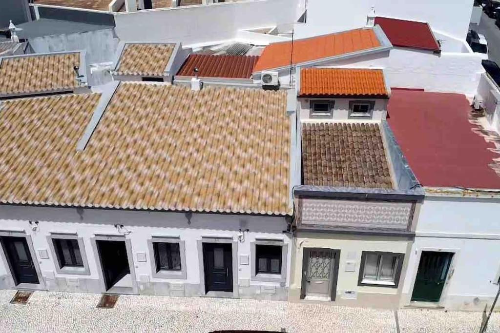 فيلا Typical House Faro Downtown Private Entrance المظهر الخارجي الصورة
